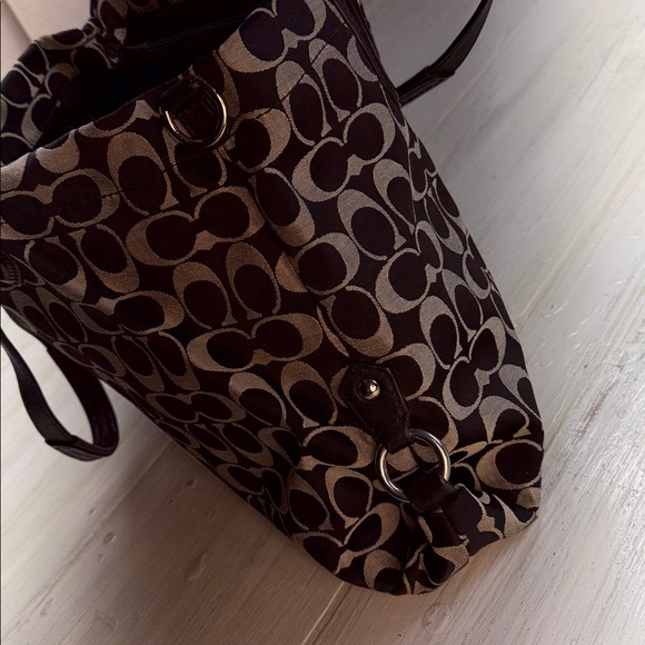 VTG Coach Ashley Signature Classic Black and Gray Monogram Carryall - Picture 13 of 17